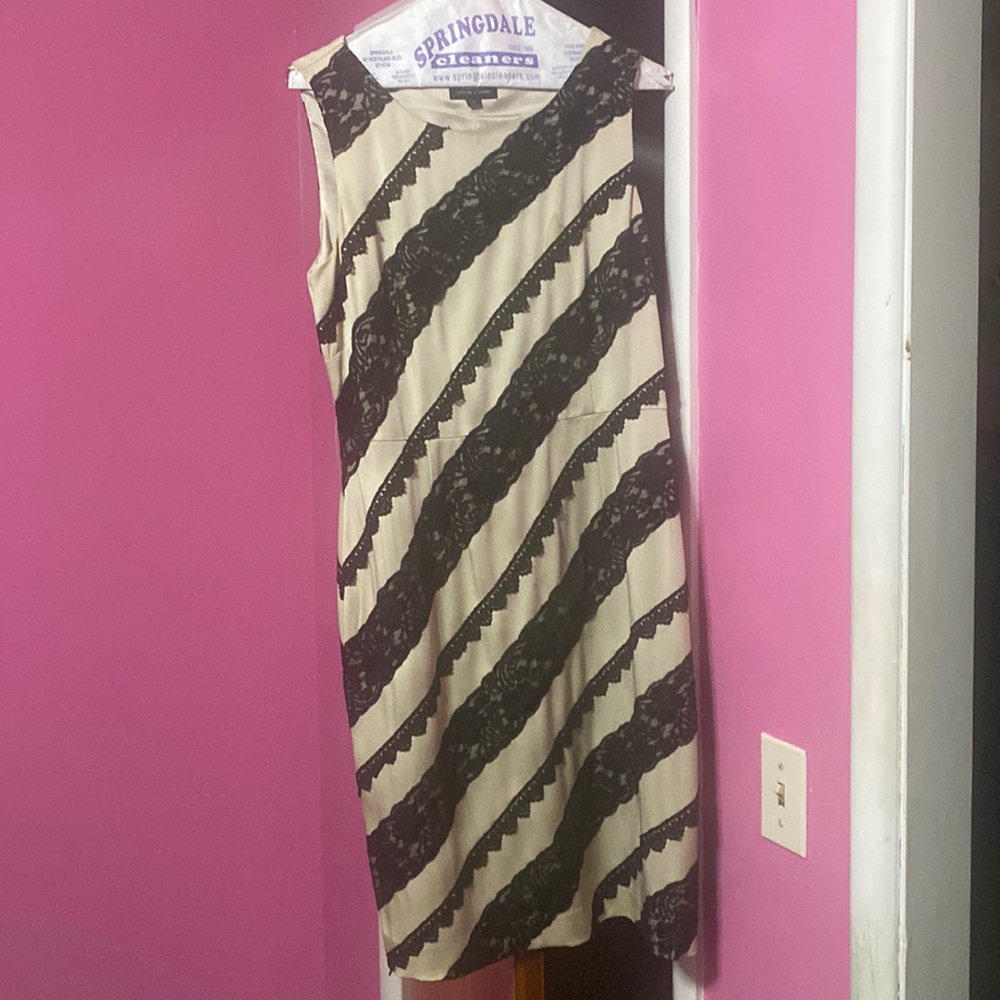 In love with this feminine dress